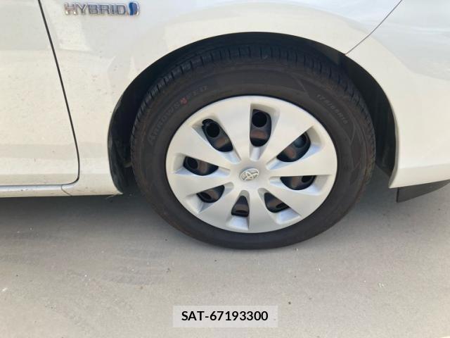 Toyota AQUA 2012-06 8098001-7