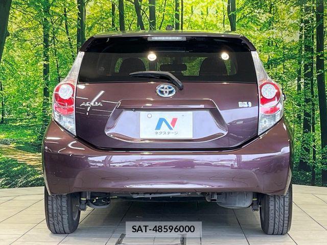 Toyota AQUA 2014-07 8128907-14