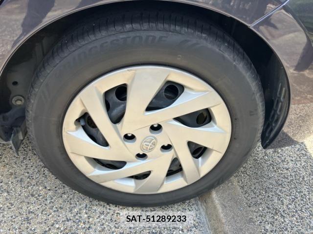 Toyota AQUA 2015-08 8128909-12