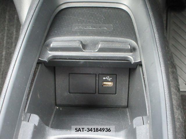 Toyota AQUA 2023-05 8128863-11