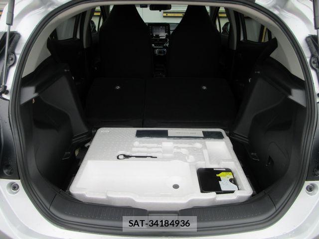 Toyota AQUA 2023-05 8128863-18