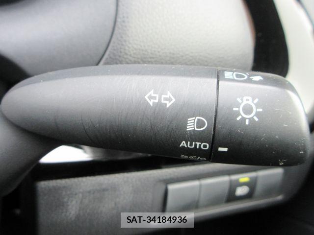 Toyota AQUA 2023-05 8128863-5