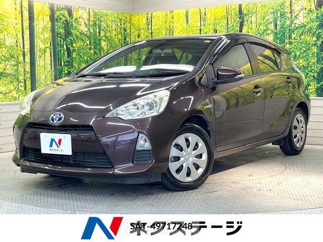 Toyota AQUA 2014-04 8128906-0