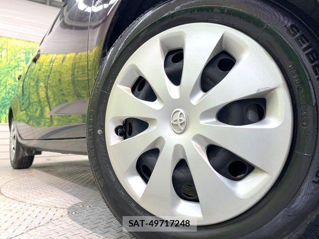 Toyota AQUA 2014-04 8128906-12