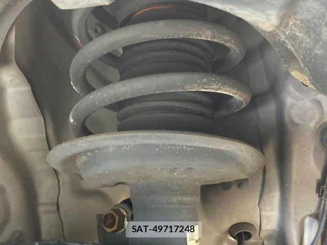 Toyota AQUA 2014-04 8128906-17