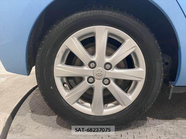 Toyota AQUA 2015-02 8128908-28