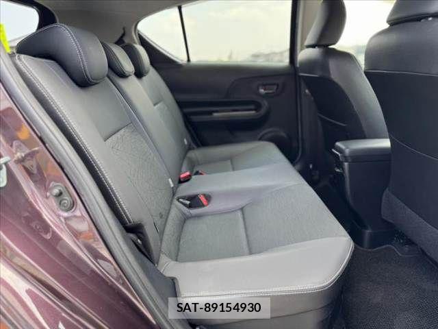 Toyota AQUA 2014-04 8128905-18