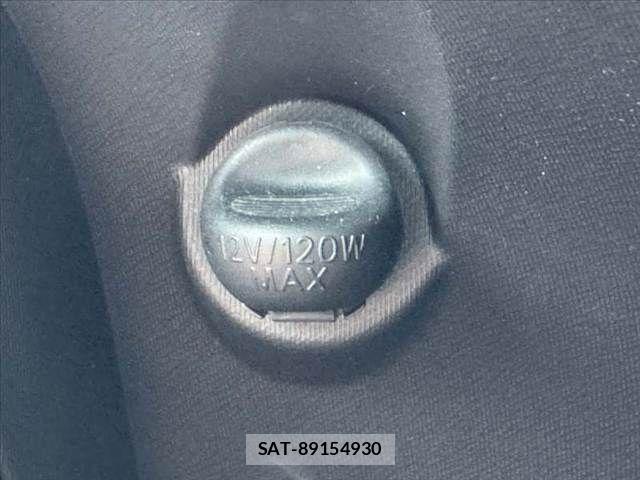 Toyota AQUA 2014-04 8128905-28