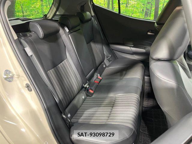 Toyota AQUA 2024-01 8128860-8