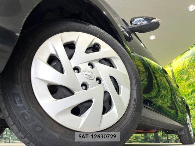 Toyota AQUA 2016-03 8128883-12