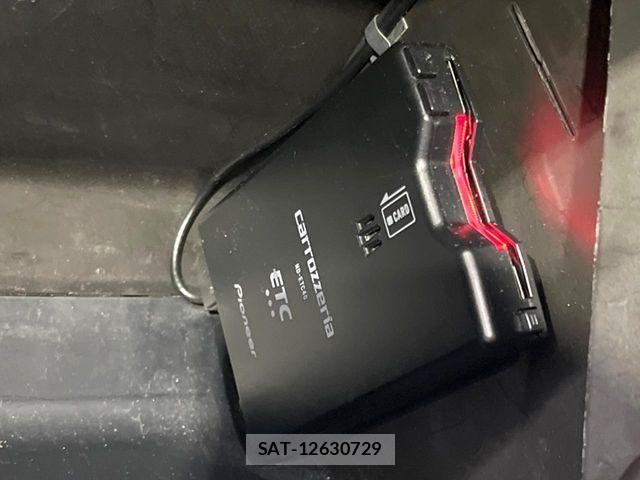 Toyota AQUA 2016-03 8128883-5