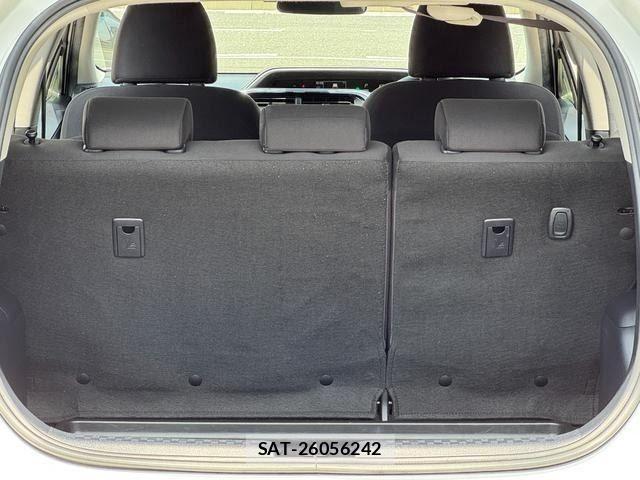 Toyota AQUA 2018-10 8128876-10