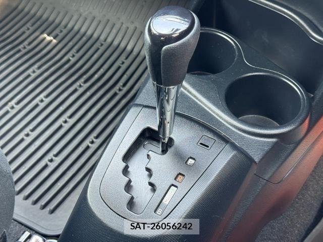Toyota AQUA 2018-10 8128876-19