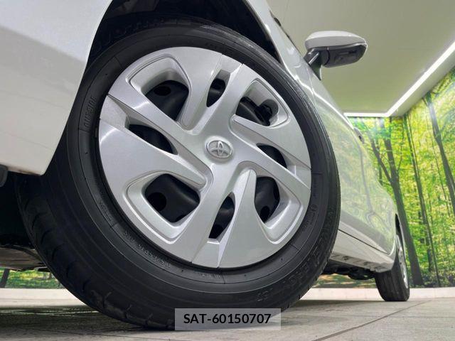 Toyota AQUA 2022-03 8128862-12