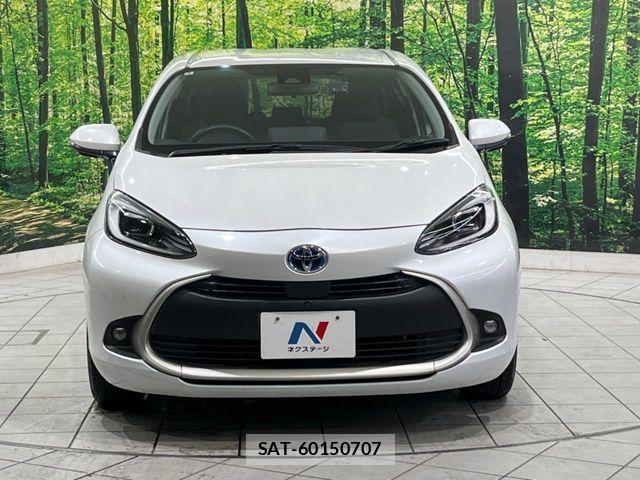 Toyota AQUA 2022-03 8128862-13