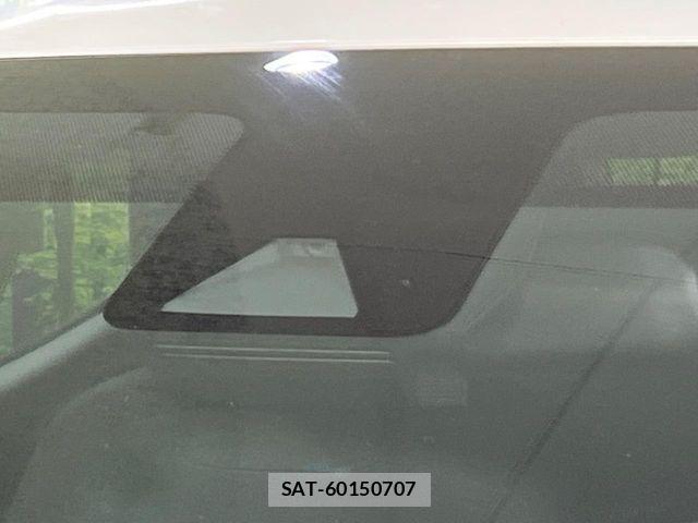 Toyota AQUA 2022-03 8128862-4