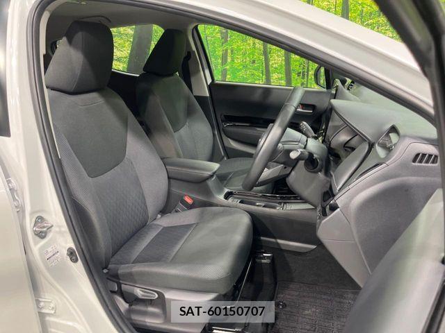 Toyota AQUA 2022-03 8128862-7
