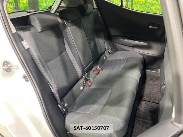 Toyota AQUA 2022-03 8128862-8