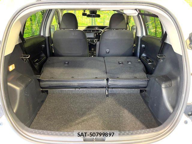 Toyota AQUA 2018-12 8128873-9