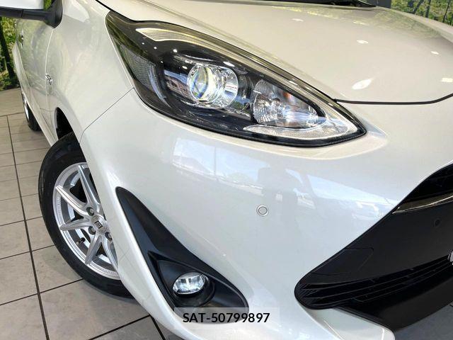 Toyota AQUA 2018-12 8128873-11
