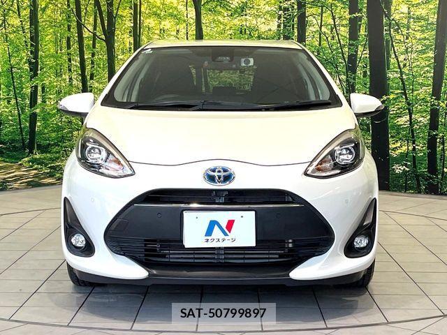 Toyota AQUA 2018-12 8128873-13