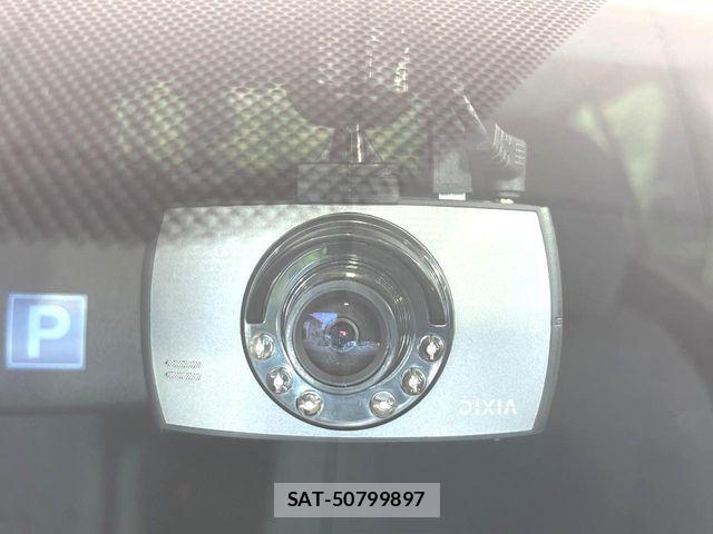 Toyota AQUA 2018-12 8128873-5