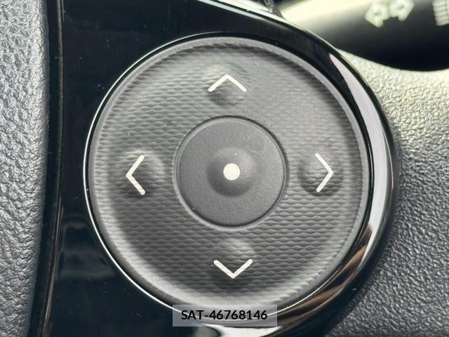 Toyota AQUA 2020-03 8128875-15