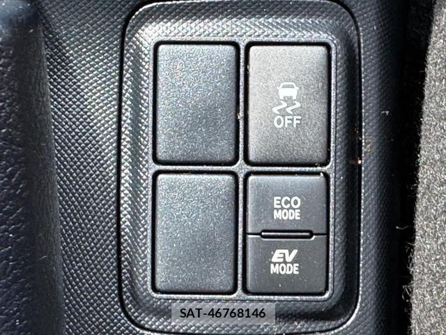 Toyota AQUA 2020-03 8128875-20