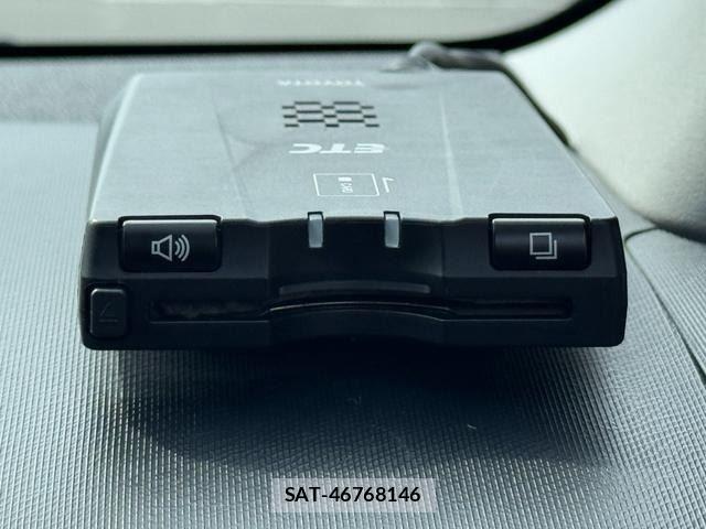 Toyota AQUA 2020-03 8128875-28