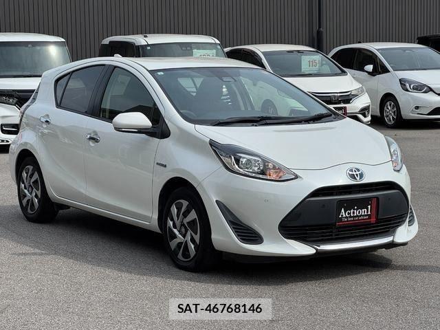 Toyota AQUA 2020-03 8128875-6