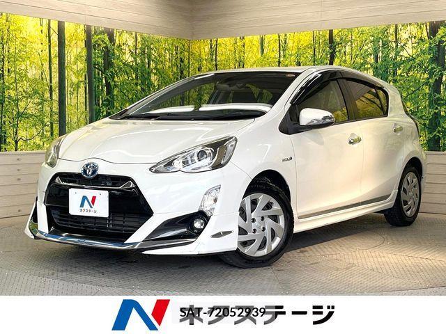 Toyota AQUA 2015-10 8128874-0