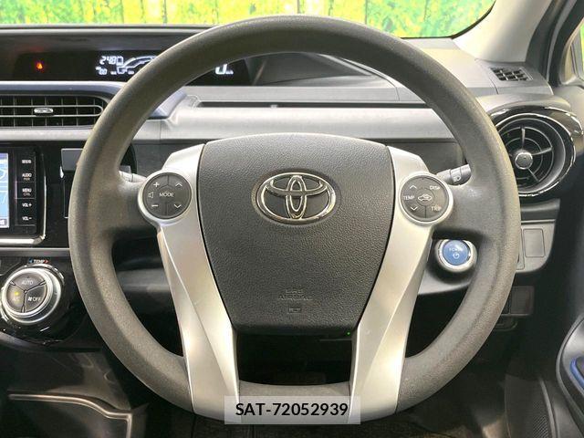 Toyota AQUA 2015-10 8128874-10