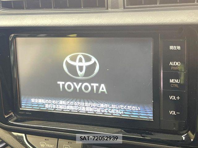 Toyota AQUA 2015-10 8128874-3