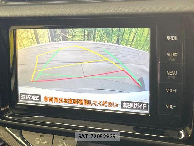 Toyota AQUA 2015-10 8128874-4