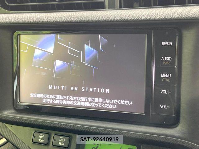 Toyota AQUA 2014-09 8128897-2