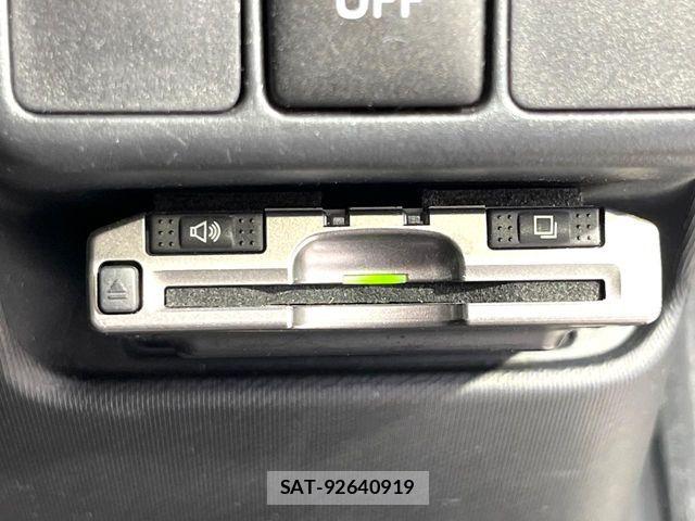 Toyota AQUA 2014-09 8128897-4