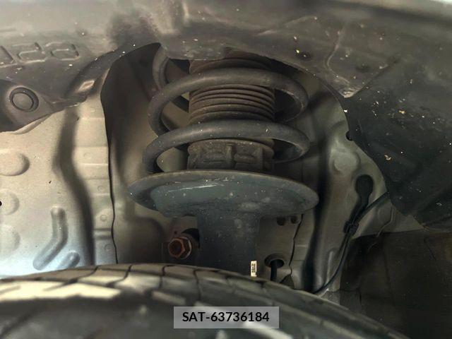 Toyota AQUA 2017-12 8128889-18