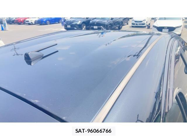Toyota AQUA 2012-02 8128920-10