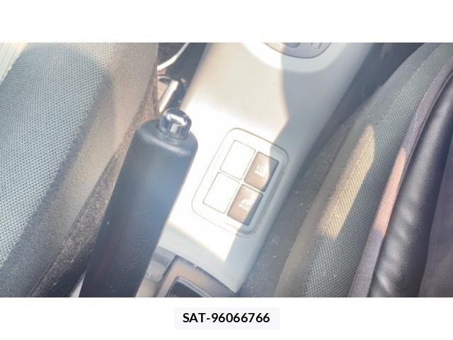 Toyota AQUA 2012-02 8128920-19