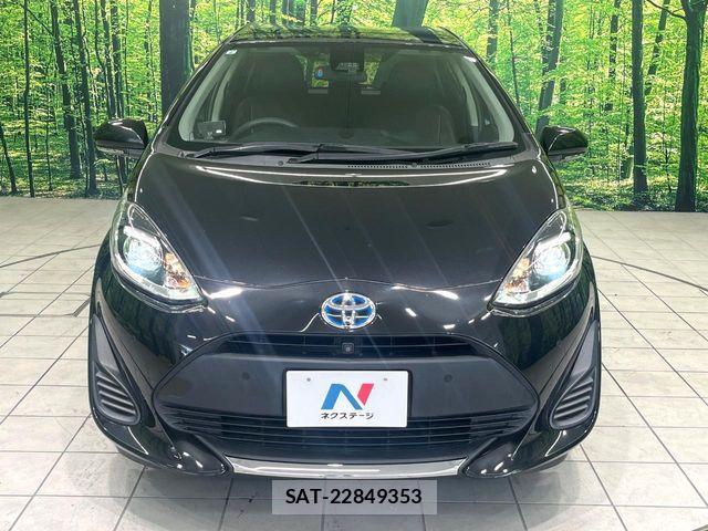 Toyota AQUA 2021-06 8145461-13