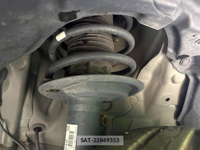 Toyota AQUA 2021-06 8145461-19