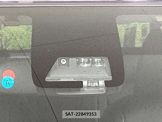 Toyota AQUA 2021-06 8145461-2