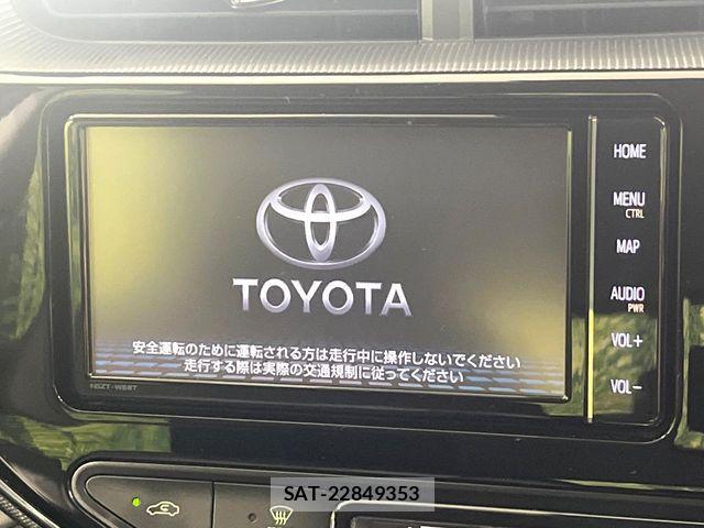 Toyota AQUA 2021-06 8145461-3
