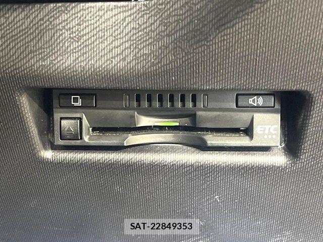 Toyota AQUA 2021-06 8145461-5