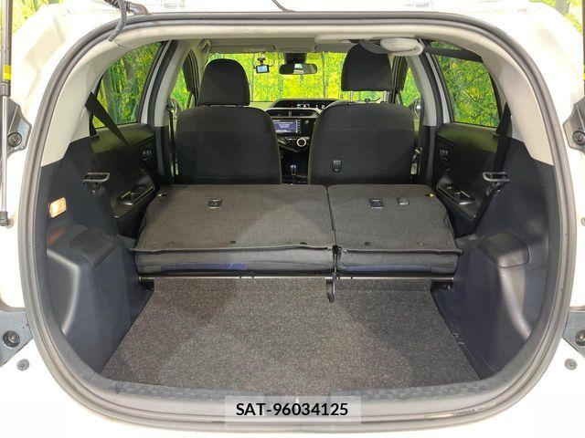Toyota AQUA 2019-12 8145460-10