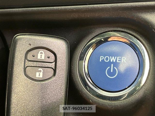 Toyota AQUA 2019-12 8145460-7