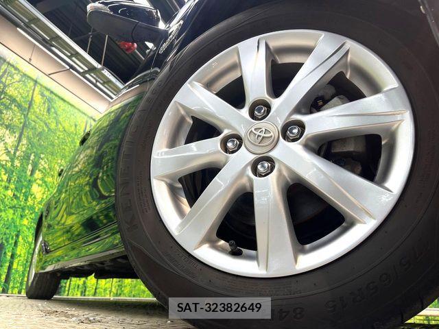 Toyota AQUA 2015-05 8145462-12