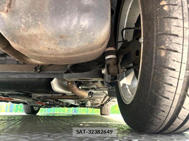 Toyota AQUA 2015-05 8145462-19
