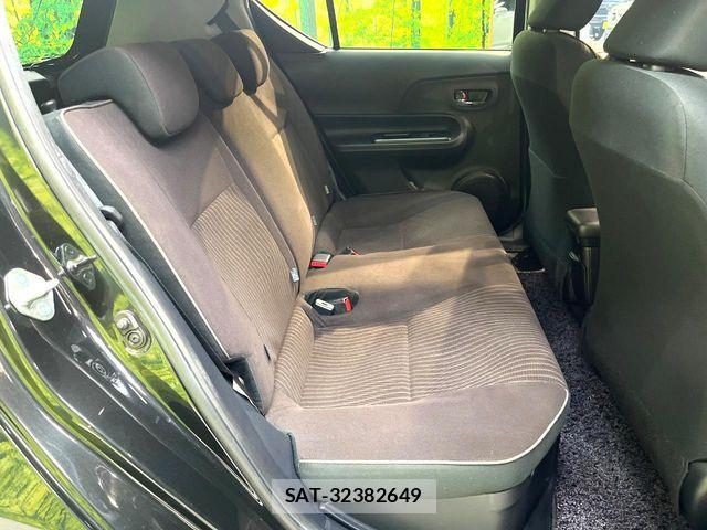 Toyota AQUA 2015-05 8145462-8