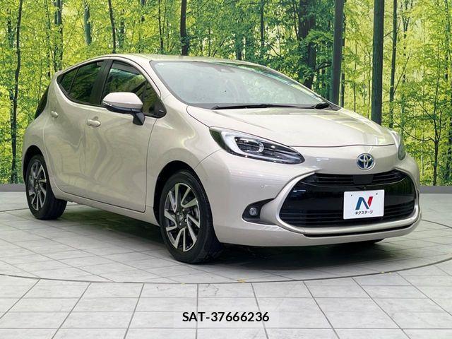 Toyota AQUA 2021-07 8145455-15